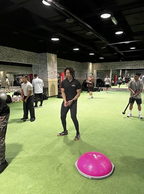 size_750x400 / min_size_375x200