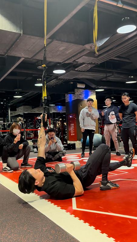 size_750x400 / min_size_375x200