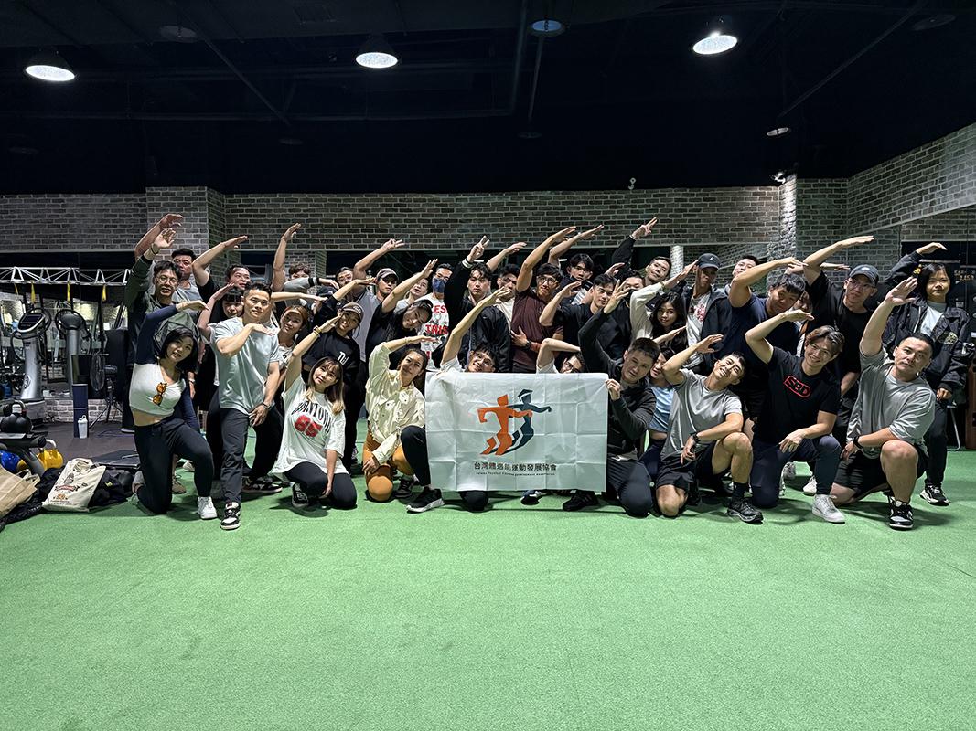 size_750x400 / min_size_375x200